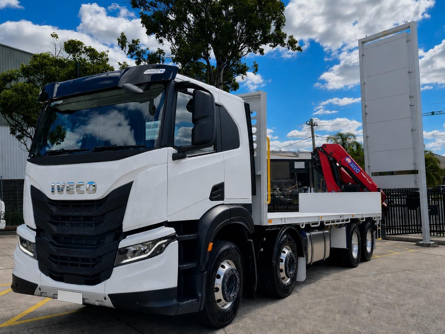 2026 Iveco S-Way AT270 image 7