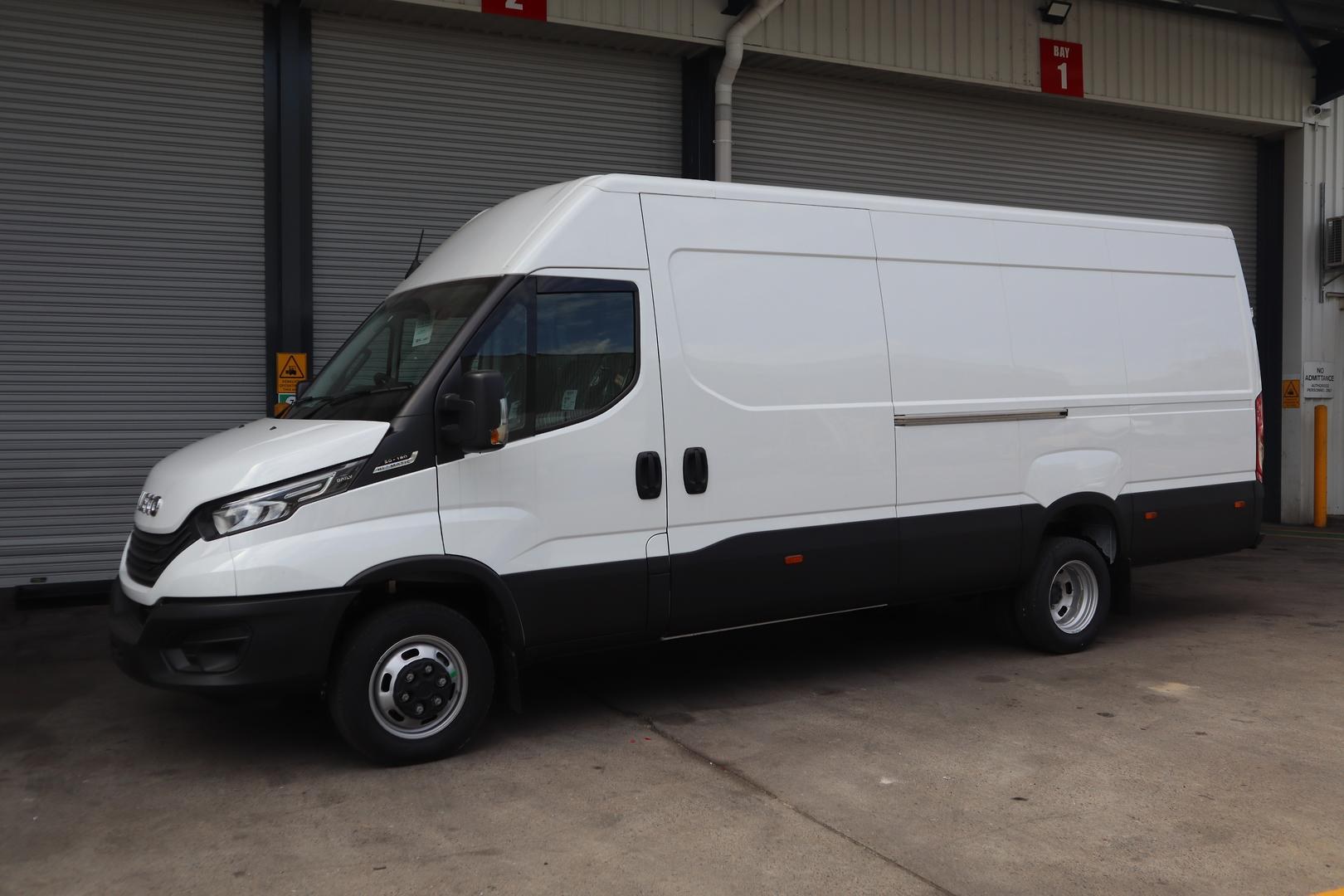 2025 Iveco Daily 50C18V 16m3 image 2